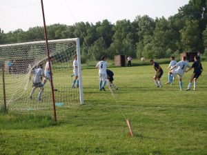 V Rakovci hráč Borca Marinković v 89. min. hlavičkoval nad bránu Tatry, a tak zostalo 0 : 0 