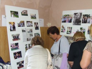 Výstava fotografií – trvalých pamiatok na akcie kulpínskych žien zaujala pozornosť návštevníkov