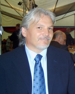 Riaditeľ padinskej základnej školy Ladislav Petrovič   