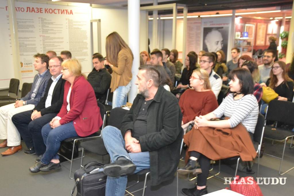 Návštevníkov, havne študentov slovenčiny bolo hojne