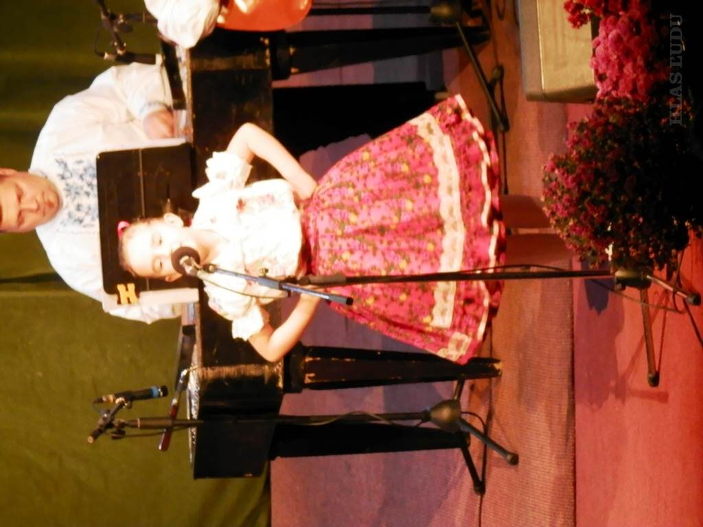 Najmladšou účastníčkou festival bola Daniela Brveníková, žiačka II.ročníka ZŠ Bratstvo v Aradáči