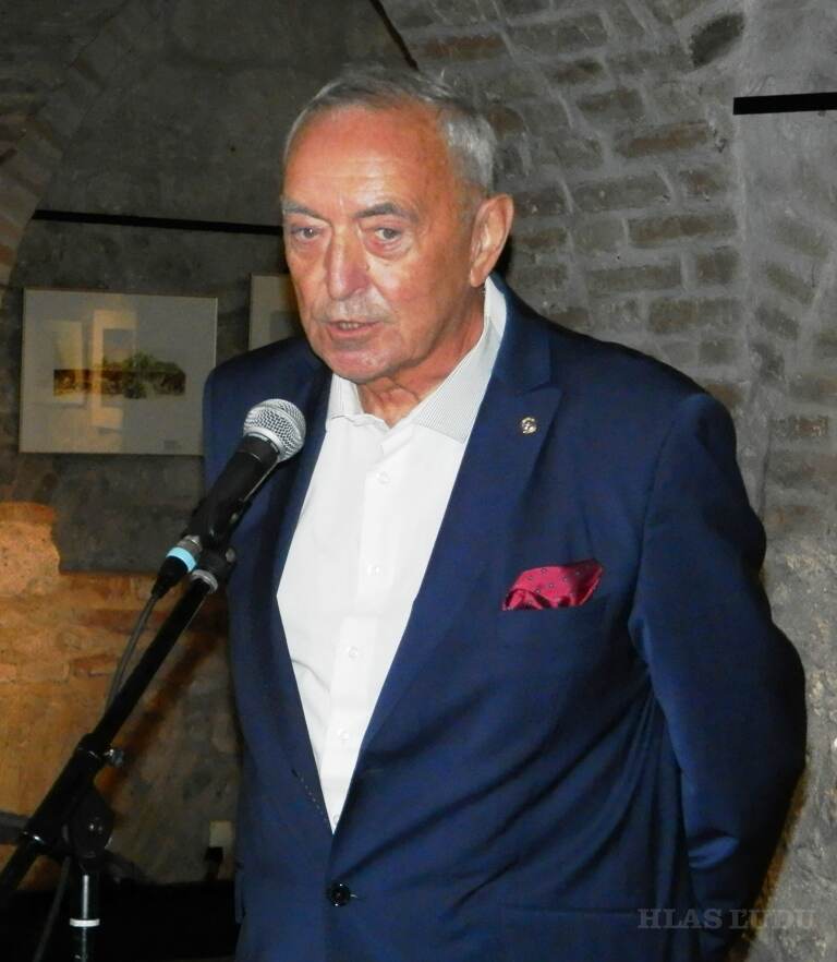 Peter Tvrdoň