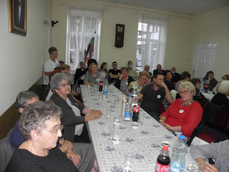 Slávnosti sa zúčastnili predstaviteľky z početných spolkov žien