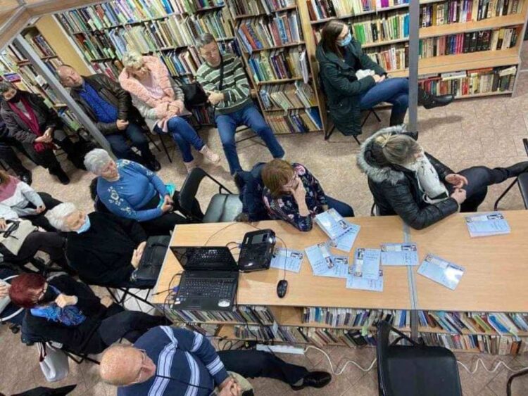 Zmiešaná spevácka skupina Gymnázia Mihajla Pupina v Kovačici predviedla dva hudobné body
Foto: z archívu Gymnázia M. Pupina