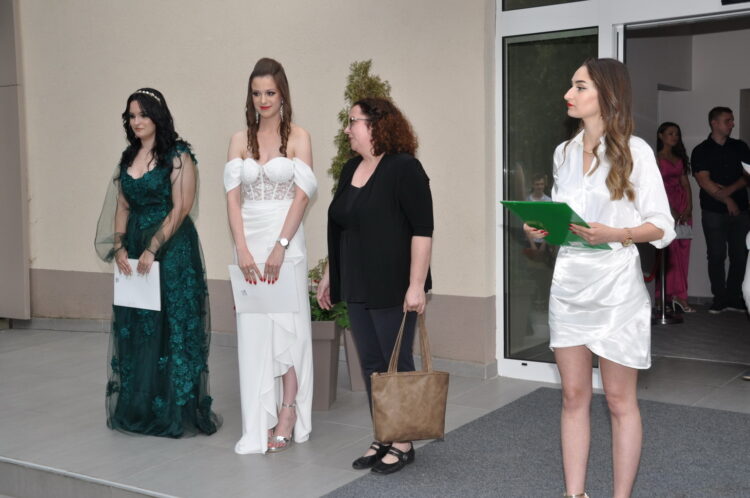 Príhovor predstaviteľov tried a triednej profesorky Marty Pavčokovej