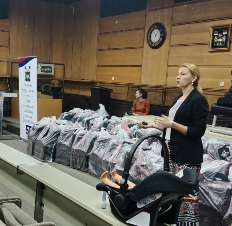 Prednášku o správnom použití autosedačiek mala Marjana Jovanovićová