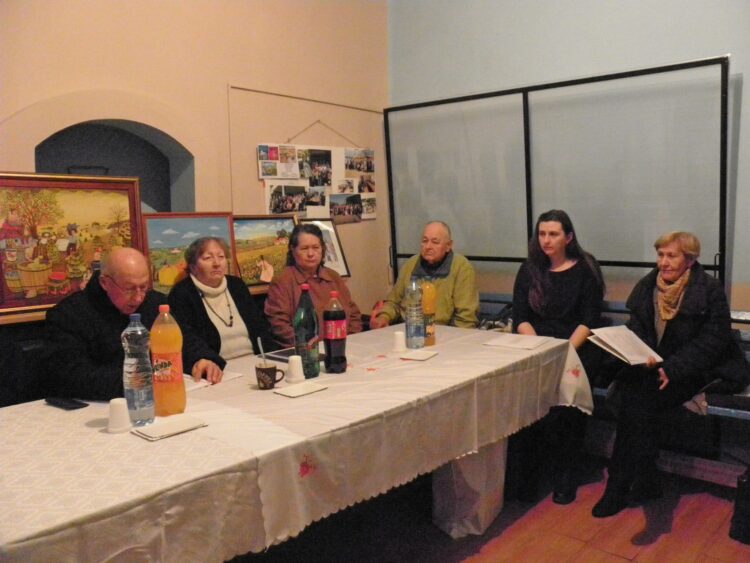 Z literárneho stretnutia starších autorov