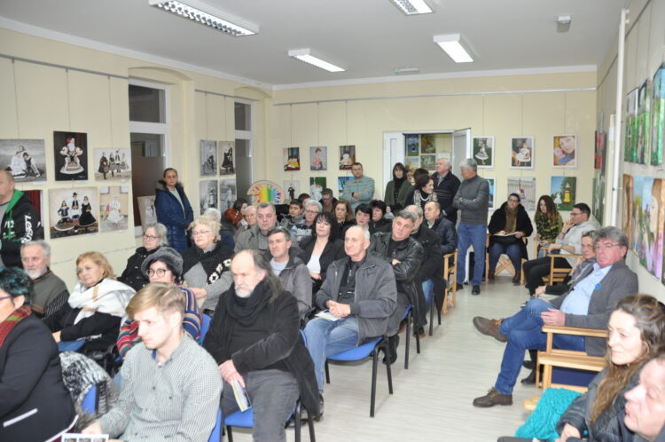 Prítomní na zhromaždení