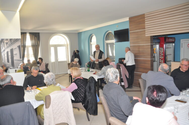 Zasadnutie delegátov Obecného združenia penzistov Báčsky Petrovec viedol predseda Ján Činčurák