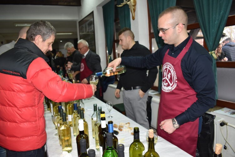 Tradičná degustácia a následne komentovanie vzoriek