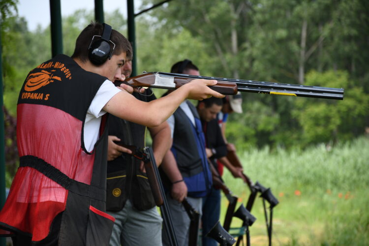 Do hlinených terčov strieľalo 54 účastníkov