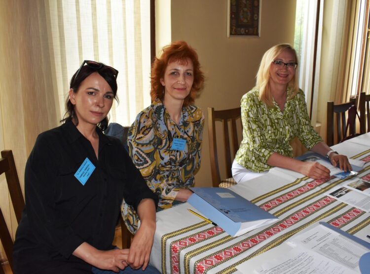 Členky odbornej poroty: (zľava) Slovenka Benková, Jarmila Juricová-Stupavská a Milina Sklabinská