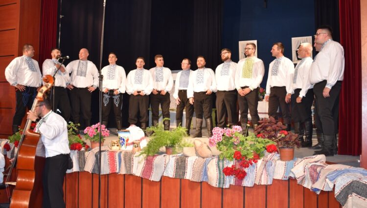 Druhé miesto pre mužskú spevácku skupinu z Nového Sadu