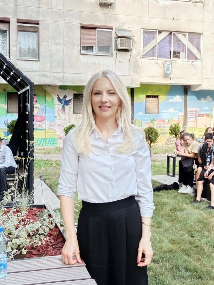 Lara Rajićová, bývalá žiačka gymnázia