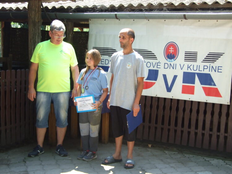 Z roka na rok je lepšia aj mladá petrovská rybárka Hana Abrahámová