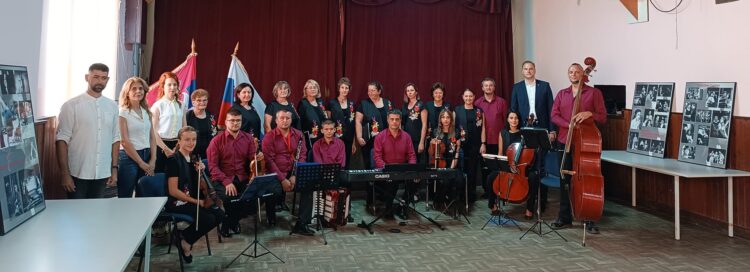 Z podujatia v Laliti: účastníci, usporiadatelia a hostia (foto: z fb stránky J. Súdiho)