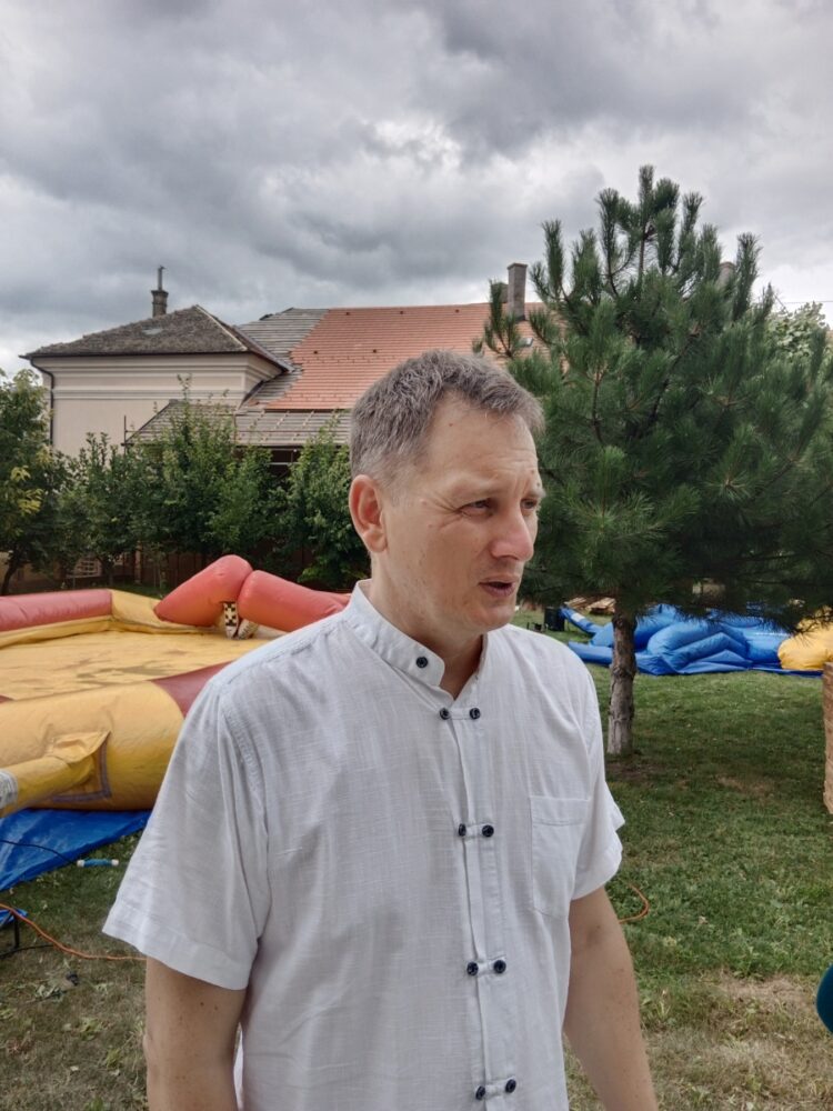 Igor Feldy, senior sriemsky a farár staropazovský