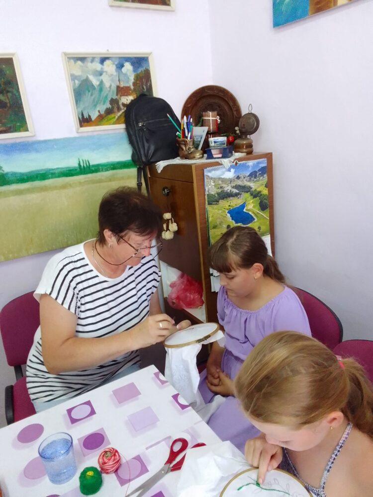 Predsedníčka Anna Lomenová sa tiež naplno angažovala (foto: z archívu Aktívu žien Silbaš)