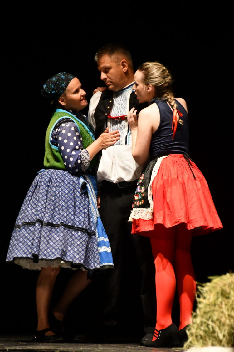 Ženská dôvtipnosť zlákať mužov