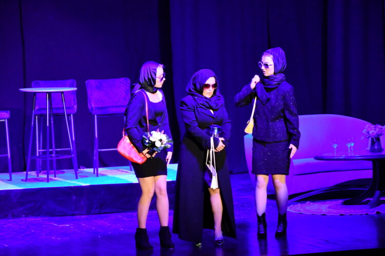 Sekretárky na pohrebe