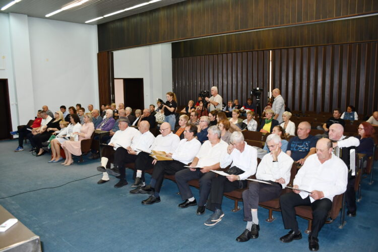 Prítomní na podujatí