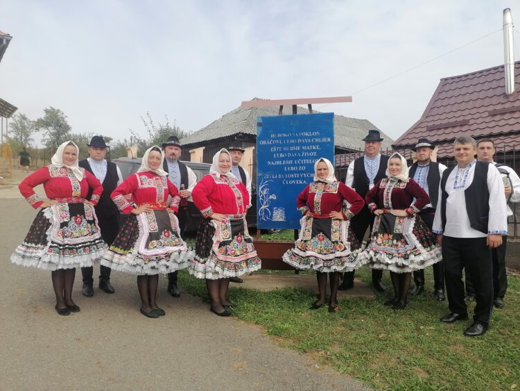 Spoločne pre odkazom Jána Amosa Komenského v areáli Teoretického lýcea Jozefa Kozáčeka