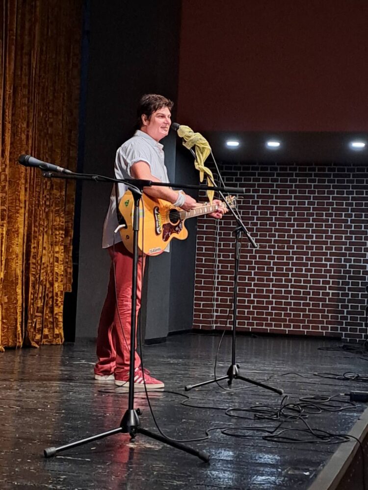 Bane Rosić a Leteća gitara