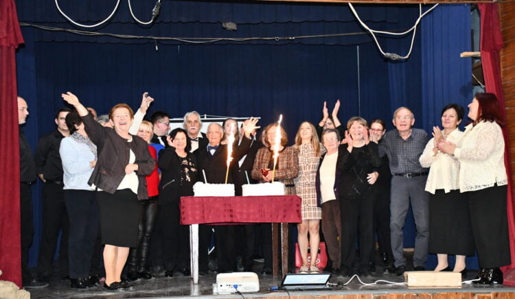 Pri oslave nesmeli chýbať ani torty