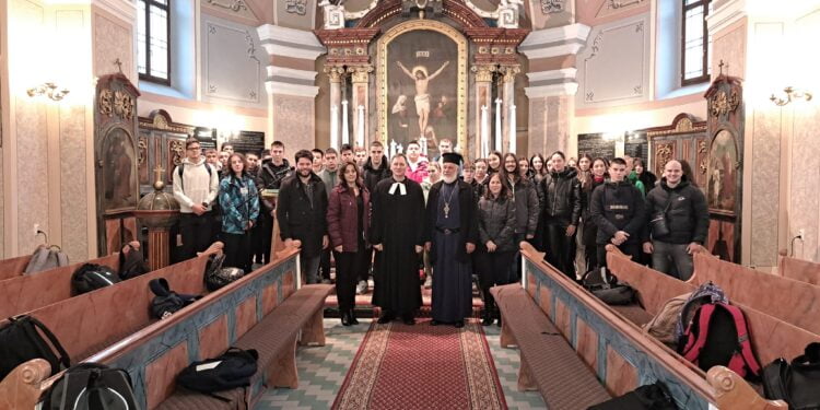 Na pamiatku spoločná fotografia (Foto: z archívu SEAVC v Starej Pazove)