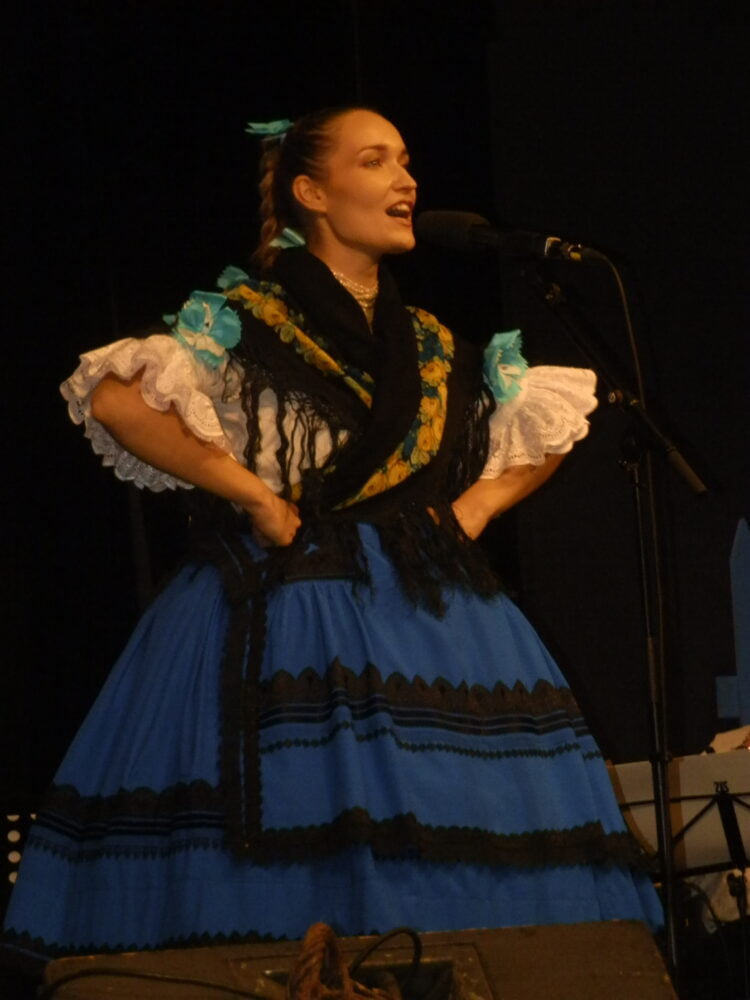 Cenu pre autentickosť kroja získala Danuša Vestegová