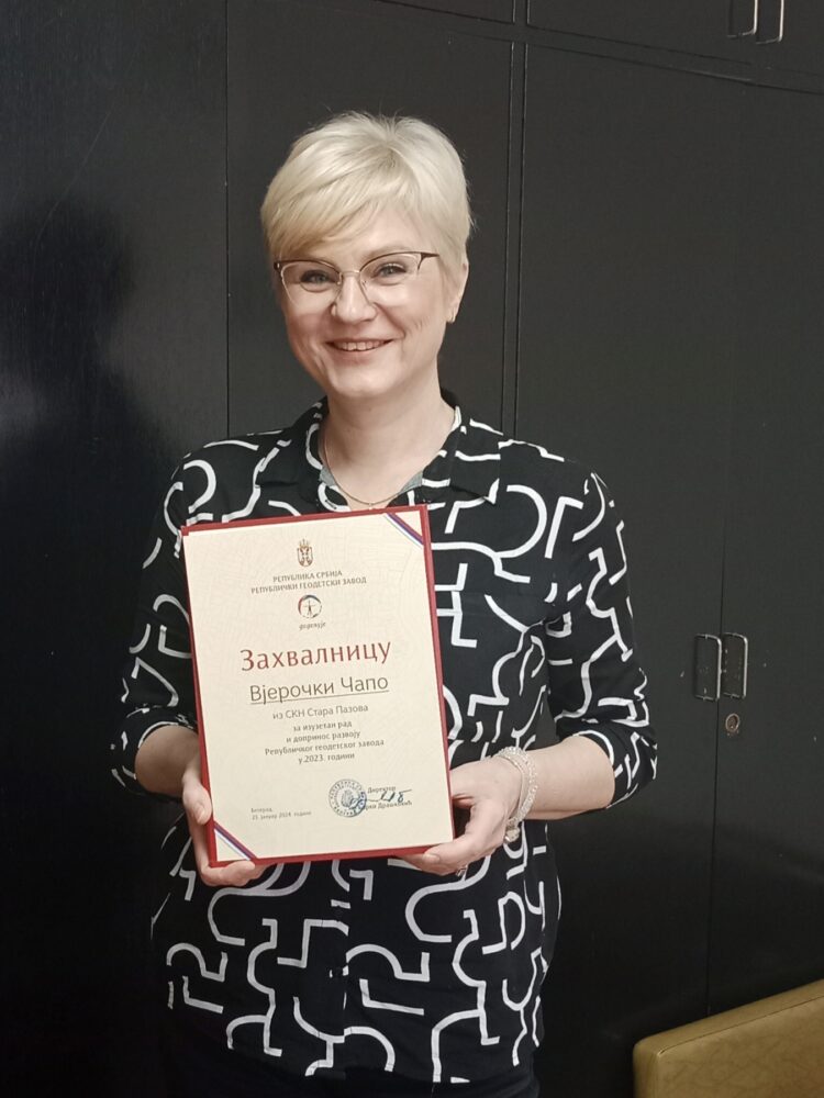 S Plaketou za výnimočnú prácu a zveľadenie ústavu v roku 2023