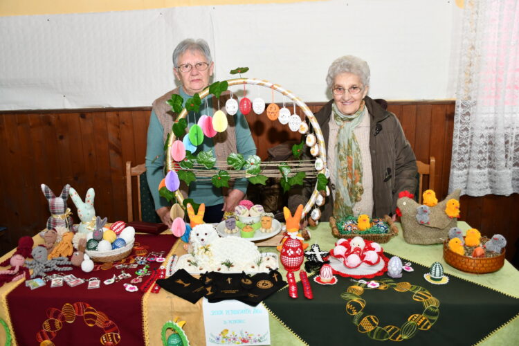 Petrovčanky ani tentoraz nechýbali v Hložanoch