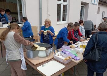 Spolkárky sa vrteli okolo langošov