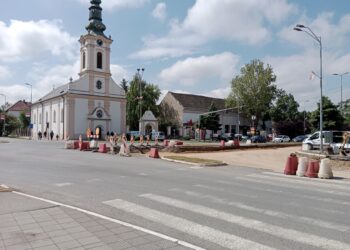 Zábery z prác v centre Starej Pazovy