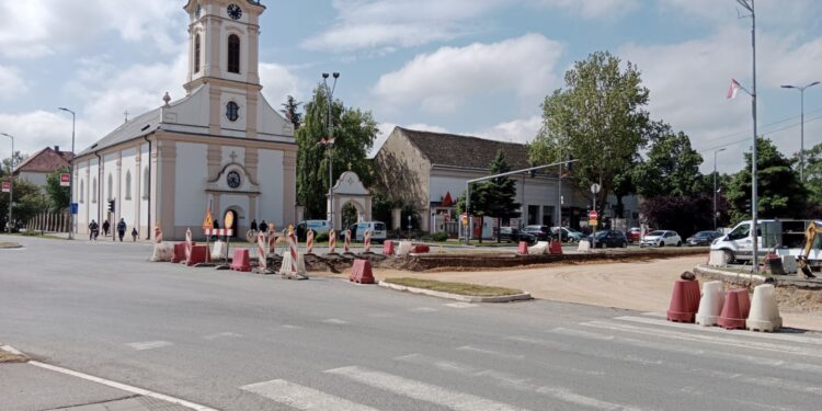 Zábery z prác v centre Starej Pazovy