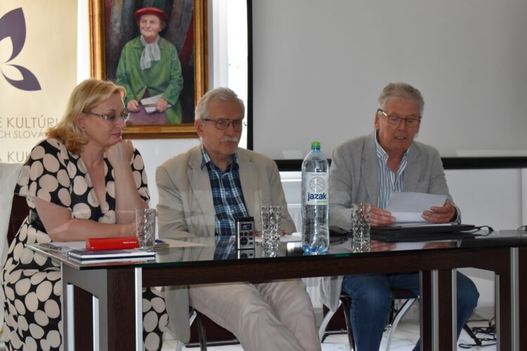 Traja šéfredaktori Nového života