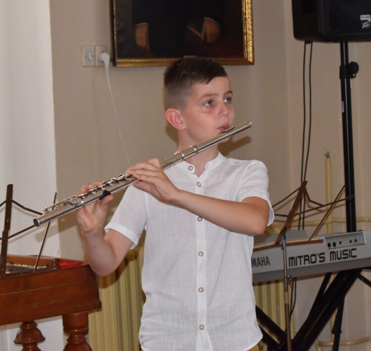 Na festivale vážnej hudby nechýbala ani harmonika; bravúrne ju predstavil Viliam Baláž zo Starej Pazovy