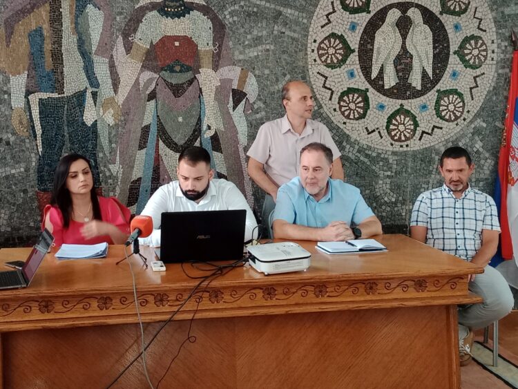 Predstavitelia Ministerstva baníctva a energetiky