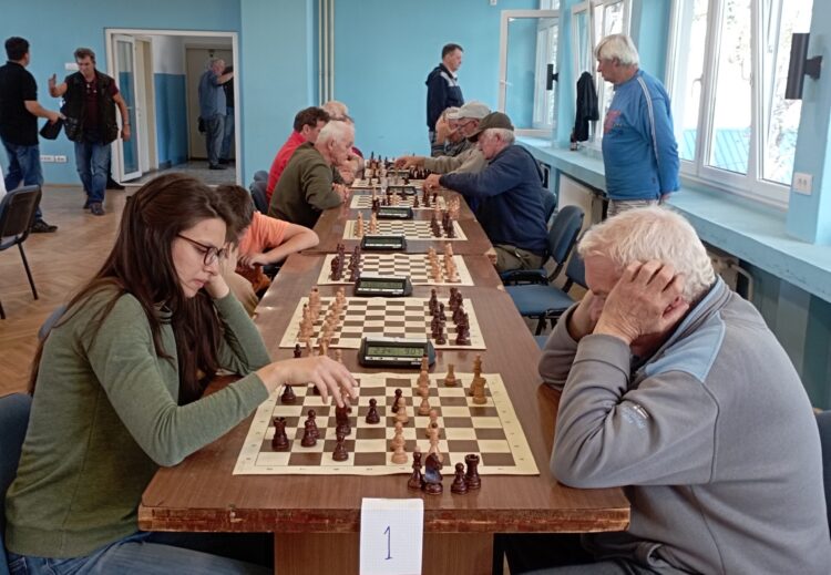 Z nedávneho šachového stretnutia v Kovačici