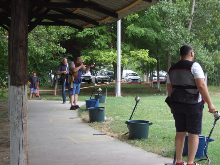 Súťaž v streľbe do hlinených terčov vlani v Kulpíne