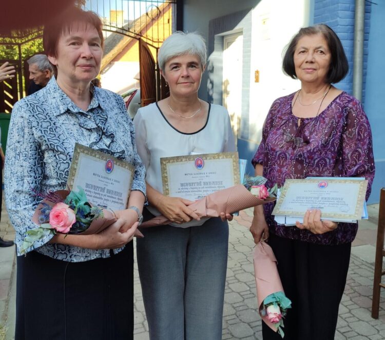 Odmenené učiteľky: Vierka Papová, Zuzana Petrášová a Zuzana
Obšustová