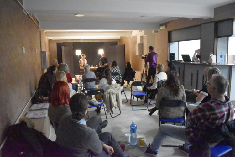 Kabaretný program v intímnej atmosfére