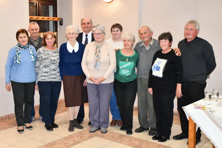 Účinkujúci na 6. edícii podujatia Z pera hložianskych autorov