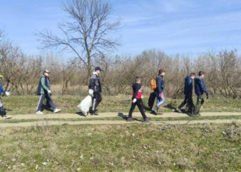 Pomáhali aj mladí členovia školy rybolovu