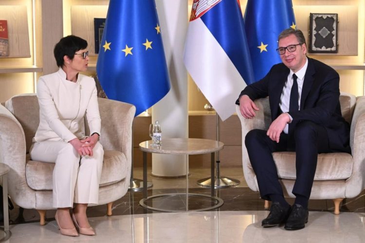 Eurokomisárka Kosová sa stretla aj s prezidentom Aleksandrom Vučićom (foto: facebook.com/buducnostsrbijeavucic)
