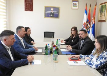 Počas rozhovorov v sídle Šídskej obce (foto: Obec Šíd)