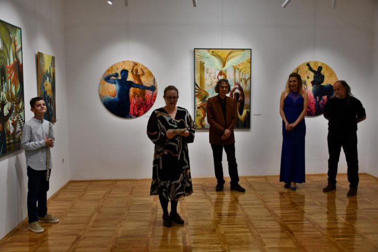 Z otvorenia výstavy Jasny Opavskej v Petrovci