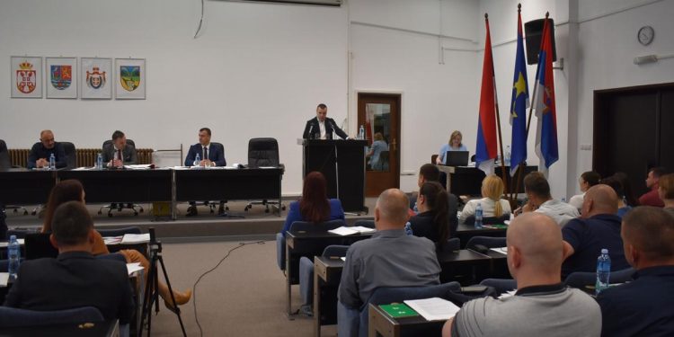 Zo zasadnutia lokálneho parlamentu v Petrovci: príhovor staronového riaditeľa Turistickej organizácie Nebojšu
Marušića