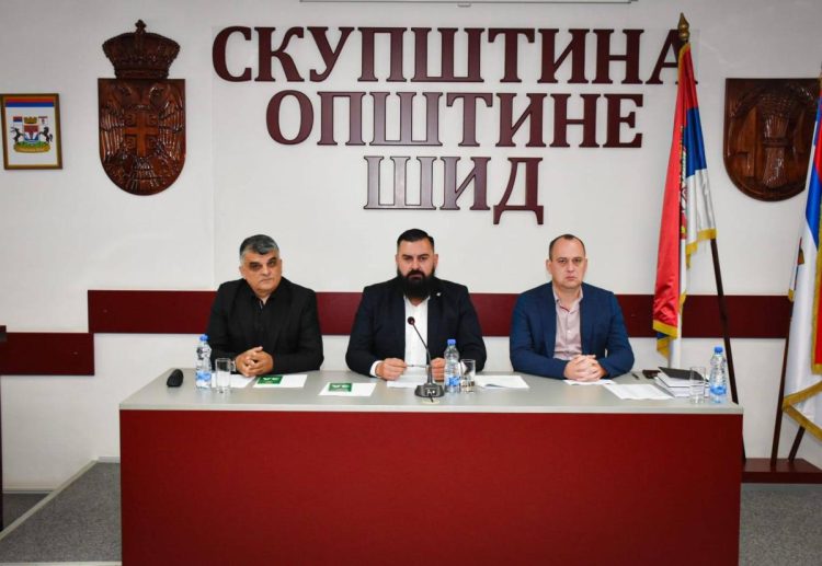 Zasadnutie viedol predseda ZO Đorđe Tomić (Foto: Opština Šid – zvanična stranica)