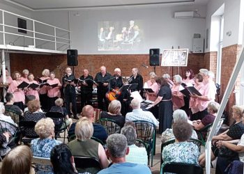 Záber z koncertu chóru penzistov Viva la musica